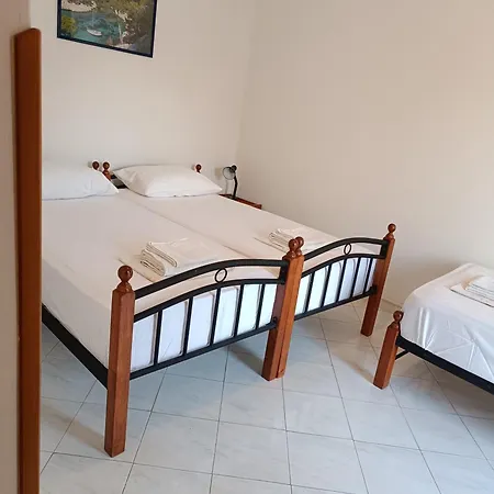 The Blue House Apartment Vinkuran Room photo